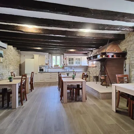 Hotel Boutique Castello Gulich 3*