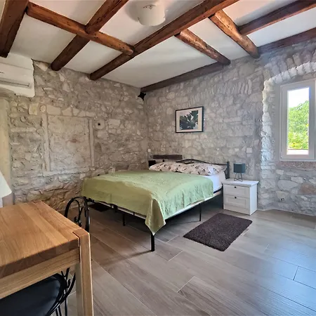 Boutique Castello Gulich Hotel 3*